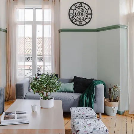 Barrio Humedo Entero Aparthotel