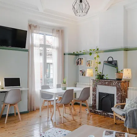 Barrio Humedo Entero León