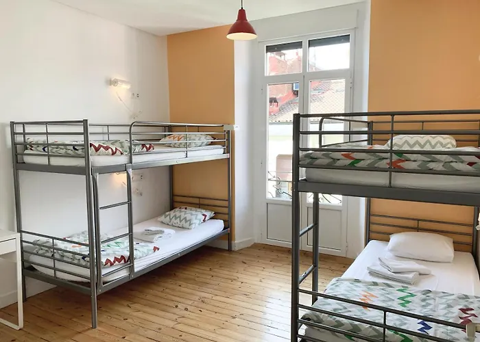 Barrio Humedo Entero Aparthotel León